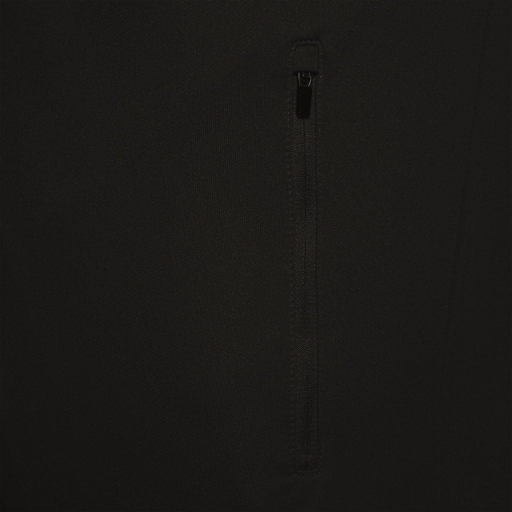 81490901_04.jpg