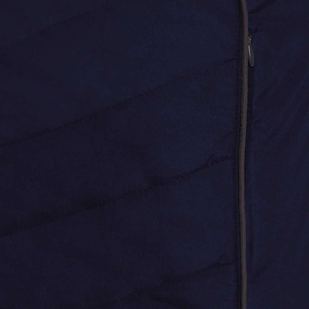 536507_03.jpg
