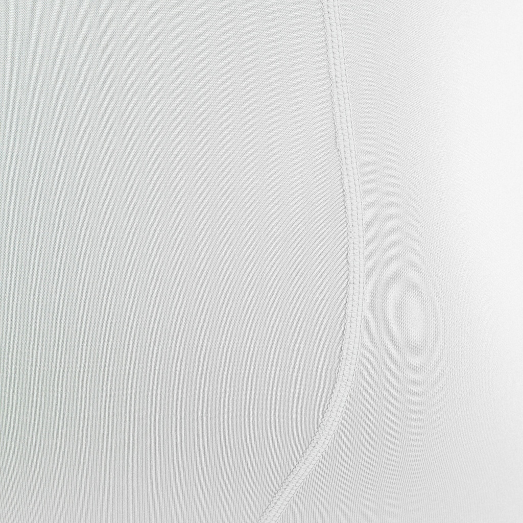 533301_03.jpg