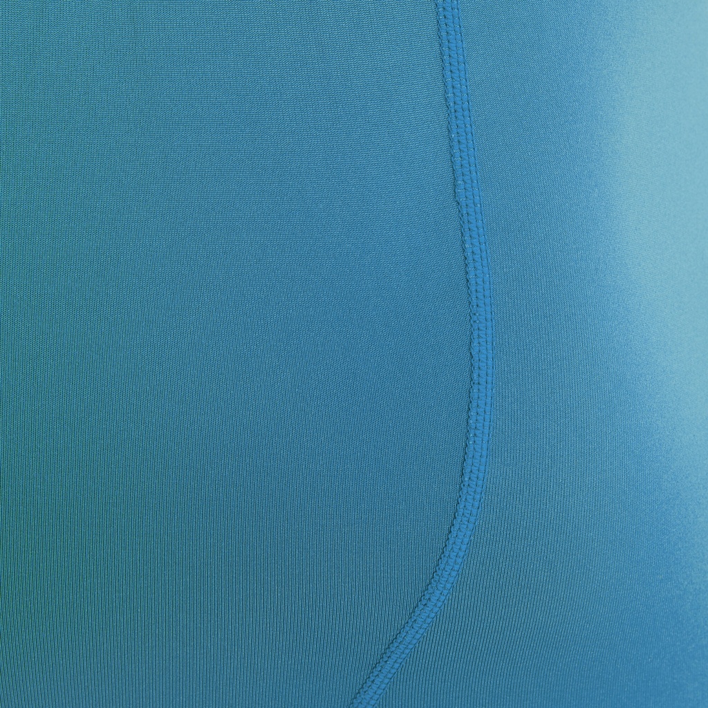 533310_03.jpg