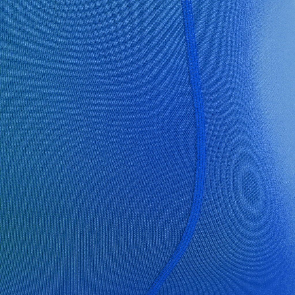 533303_03.jpg