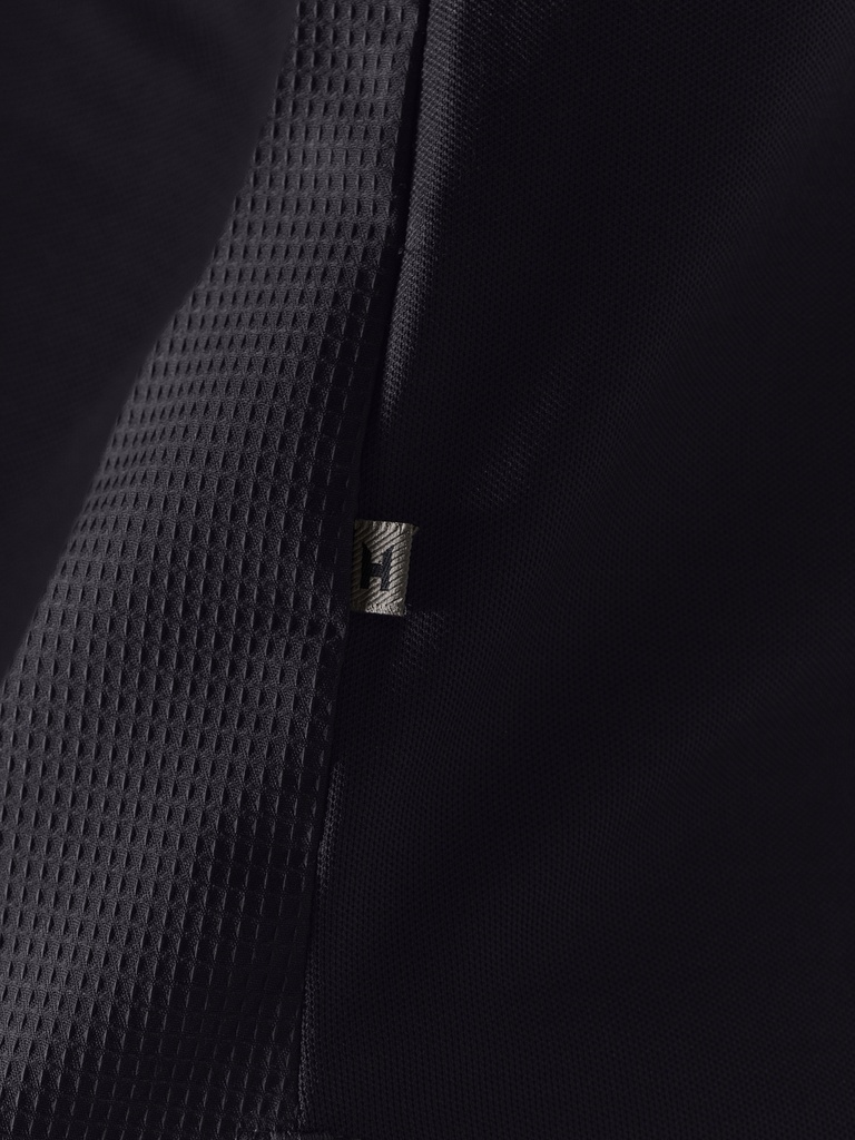 101405079_8-detail.jpg