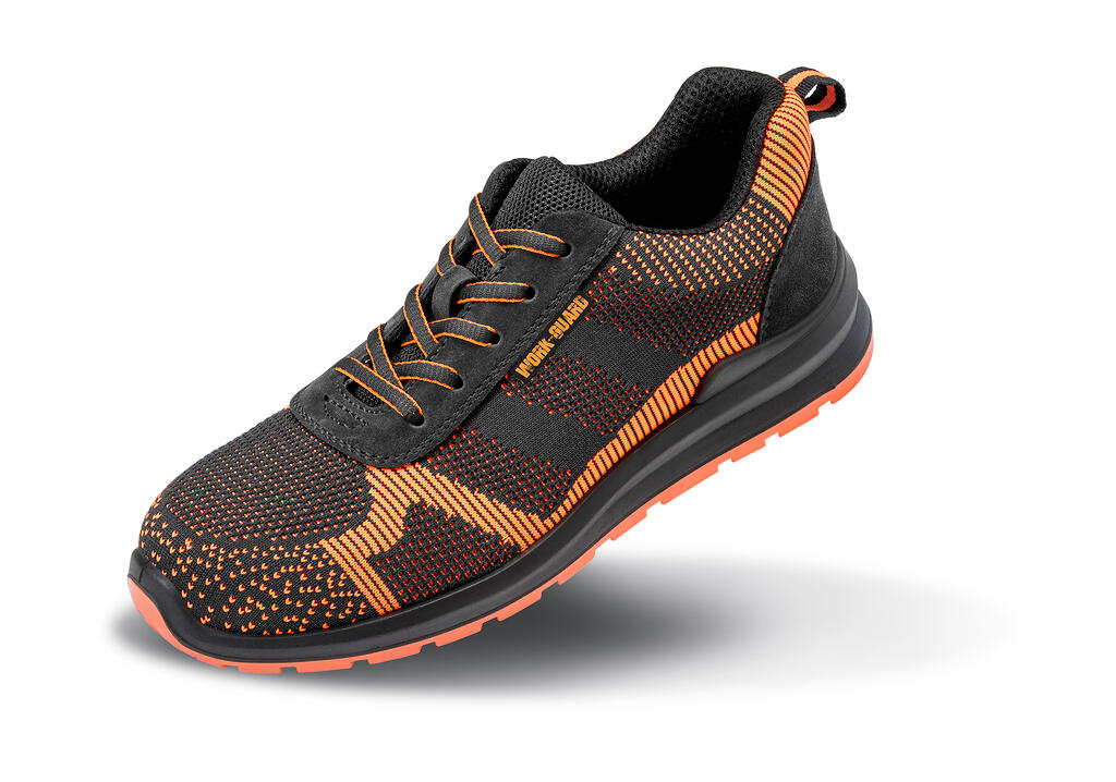 Hardy Safety Trainer - size 3 Black/Orange